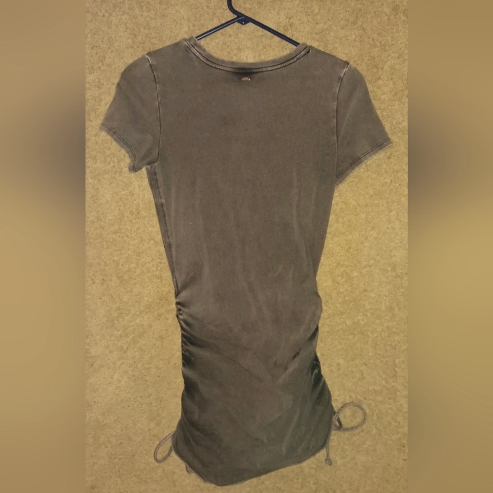 VICTORIAS SECRET PINK, SHORT SLEEVE RUCHED DRESS. XS. NEW WITH TAGS. - Picture 5 of 10